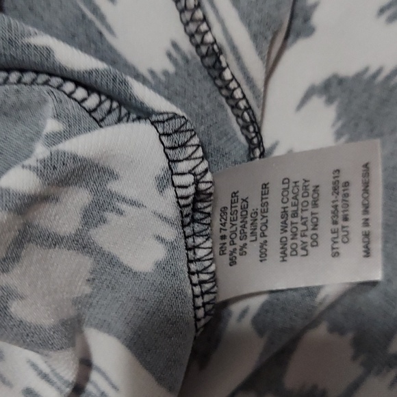 🩶NWT🩶 HIGH LOW DRESS - Picture 9 of 9